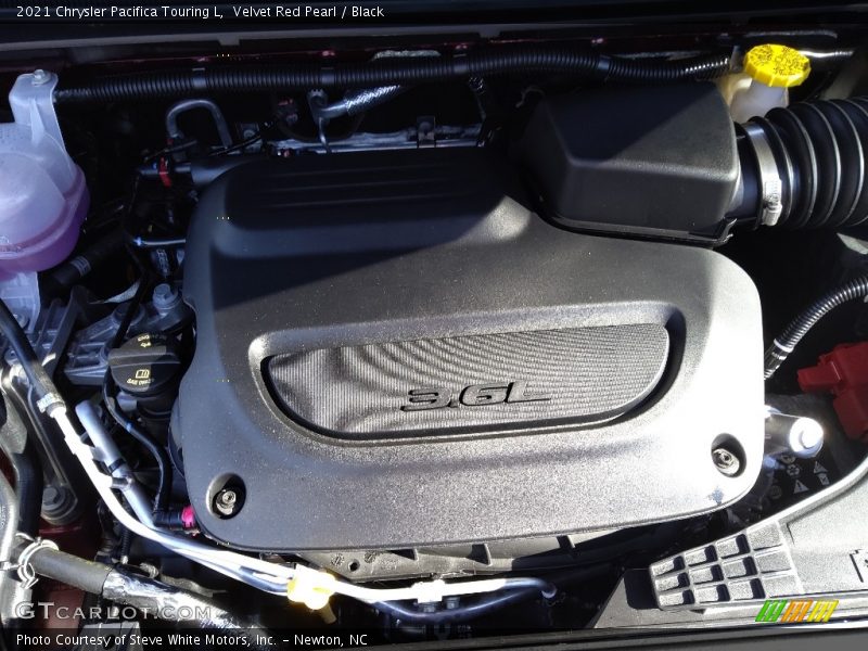 Velvet Red Pearl / Black 2021 Chrysler Pacifica Touring L