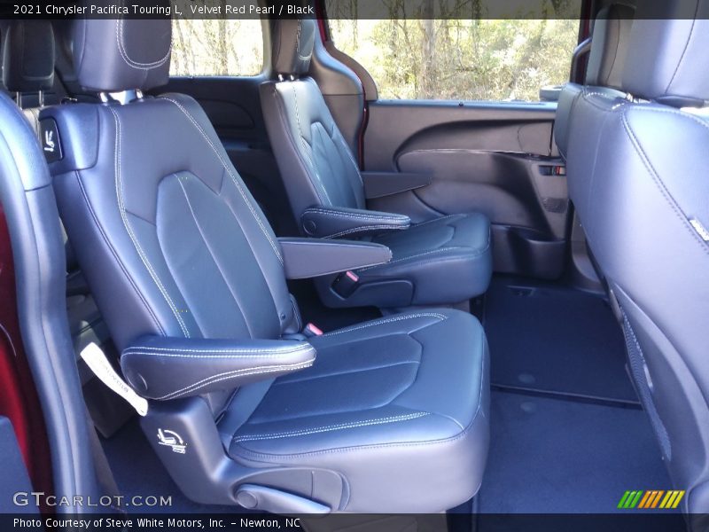 Velvet Red Pearl / Black 2021 Chrysler Pacifica Touring L