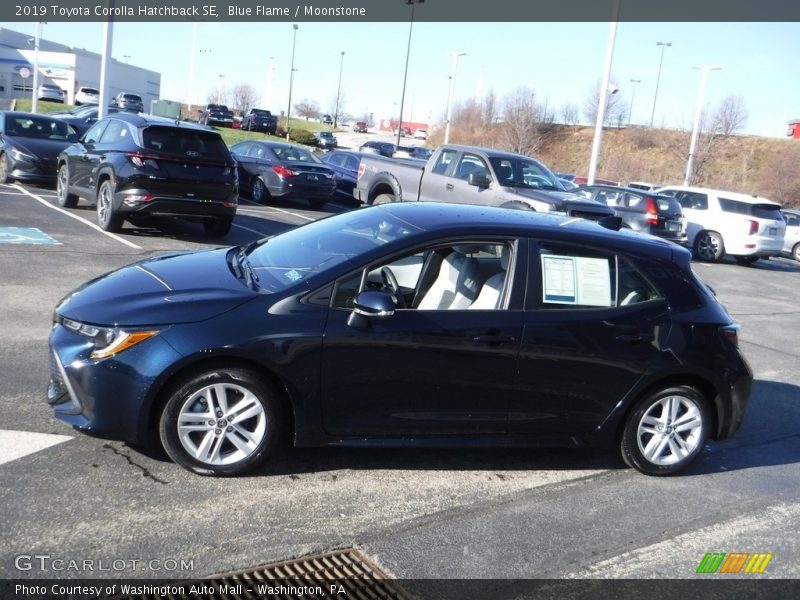 Blue Flame / Moonstone 2019 Toyota Corolla Hatchback SE