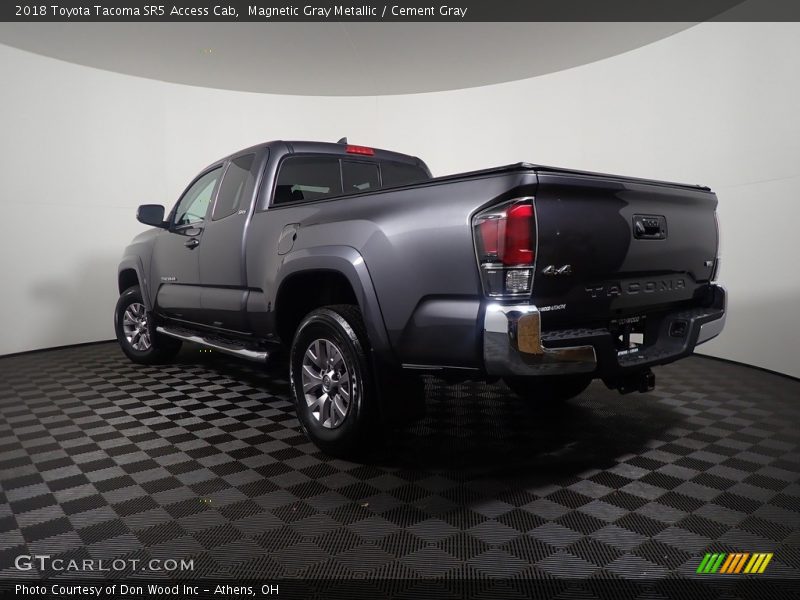 Magnetic Gray Metallic / Cement Gray 2018 Toyota Tacoma SR5 Access Cab
