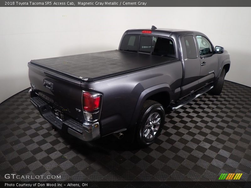 Magnetic Gray Metallic / Cement Gray 2018 Toyota Tacoma SR5 Access Cab