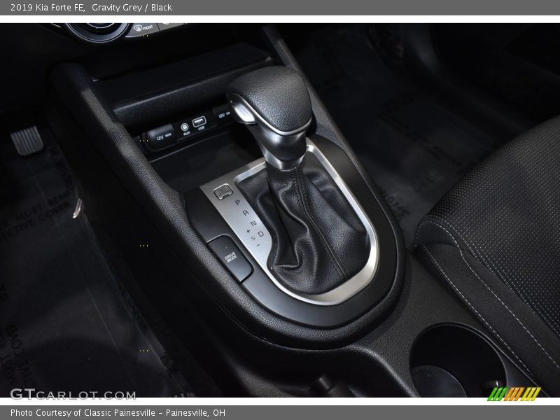 Gravity Grey / Black 2019 Kia Forte FE