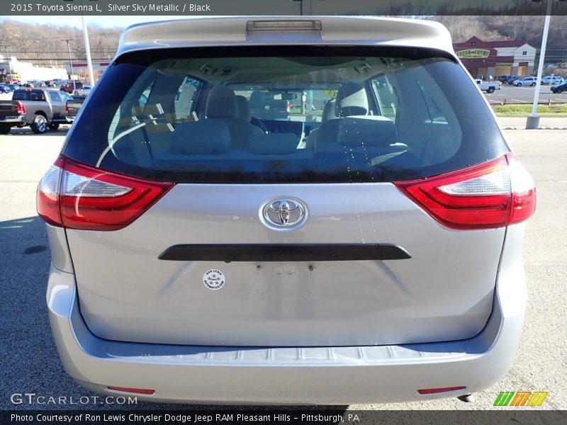 Silver Sky Metallic / Black 2015 Toyota Sienna L