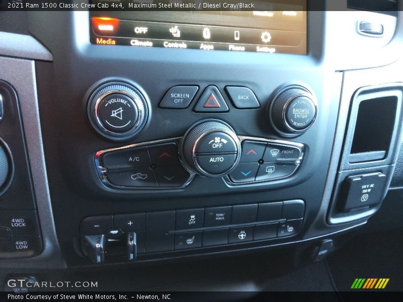 Maximum Steel Metallic / Diesel Gray/Black 2021 Ram 1500 Classic Crew Cab 4x4
