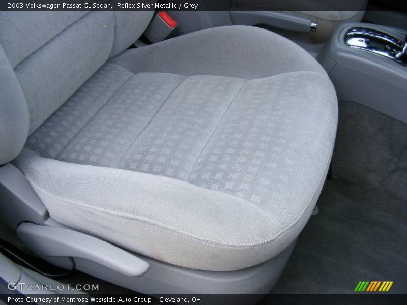 Reflex Silver Metallic / Grey 2003 Volkswagen Passat GL Sedan