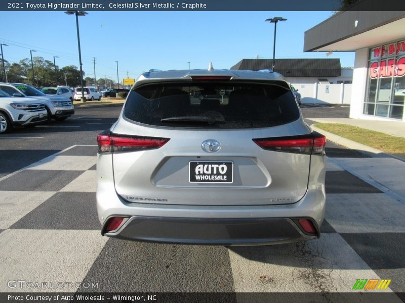 Celestial Silver Metallic / Graphite 2021 Toyota Highlander Limited