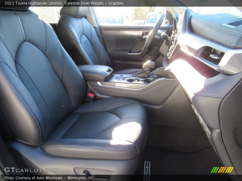 Celestial Silver Metallic / Graphite 2021 Toyota Highlander Limited