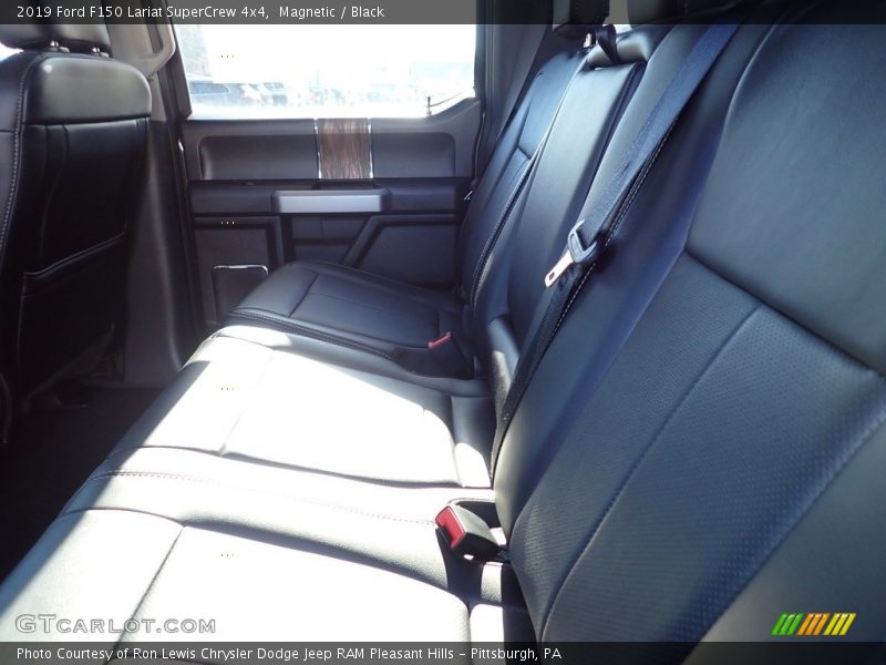Magnetic / Black 2019 Ford F150 Lariat SuperCrew 4x4