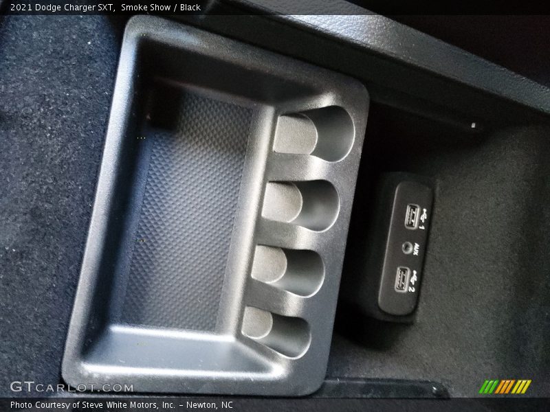 Smoke Show / Black 2021 Dodge Charger SXT