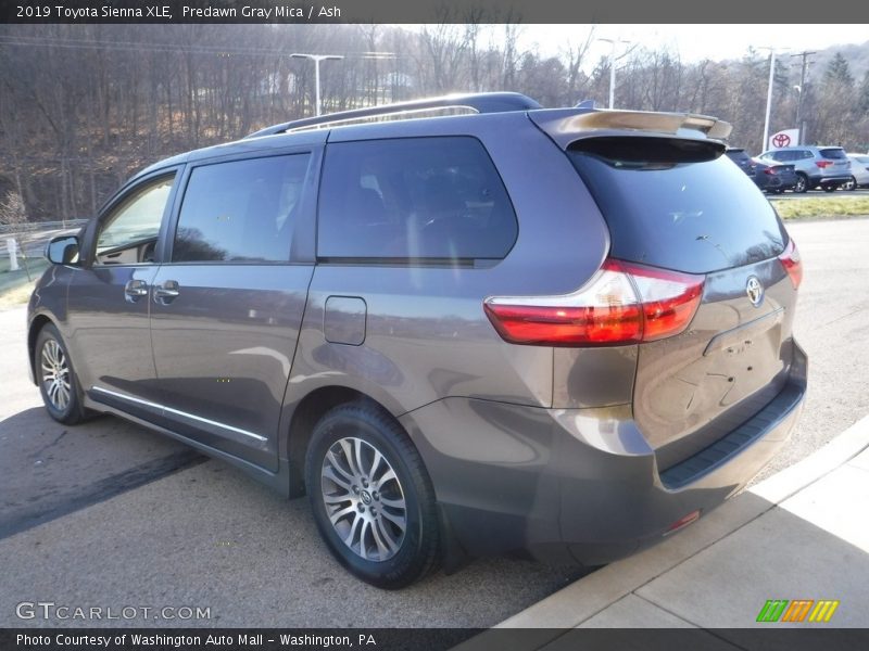 Predawn Gray Mica / Ash 2019 Toyota Sienna XLE