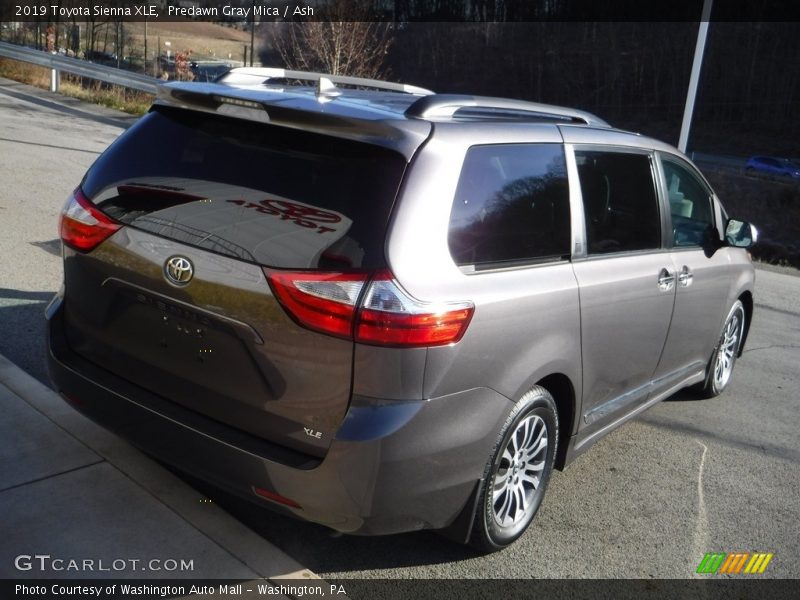 Predawn Gray Mica / Ash 2019 Toyota Sienna XLE