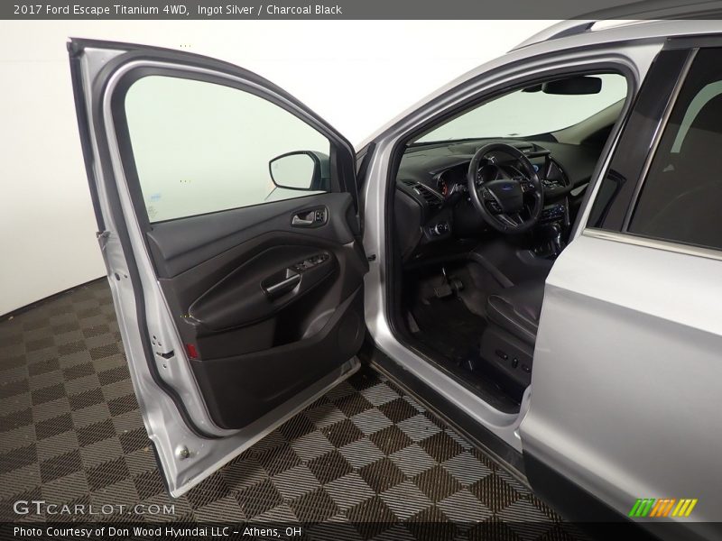 Ingot Silver / Charcoal Black 2017 Ford Escape Titanium 4WD