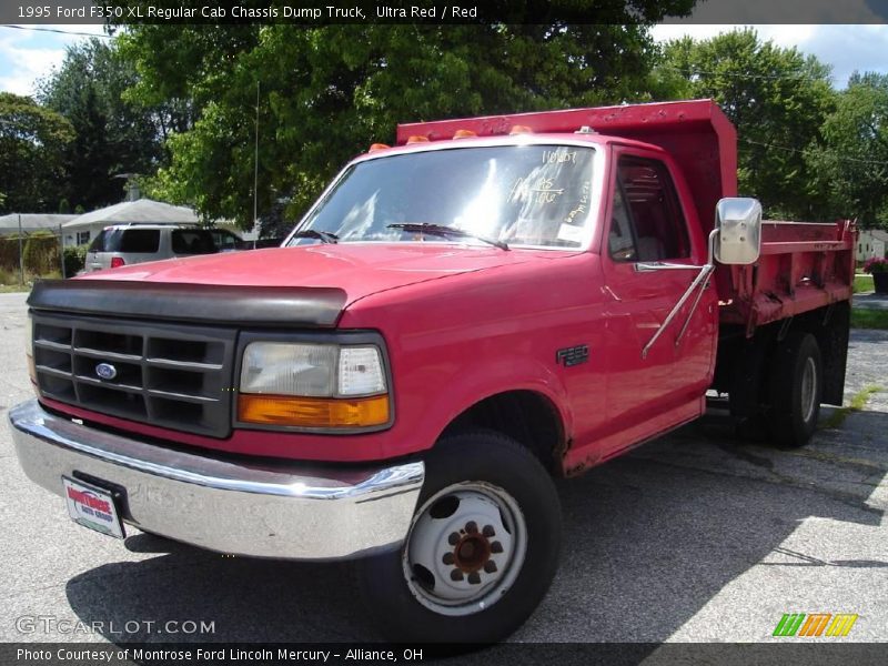 Ultra Red / Red 1995 Ford F350 XL Regular Cab Chassis Dump Truck