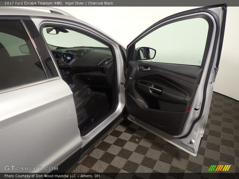 Ingot Silver / Charcoal Black 2017 Ford Escape Titanium 4WD