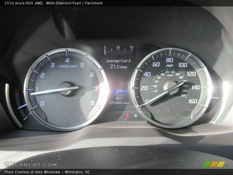 White Diamond Pearl / Parchment 2019 Acura MDX AWD