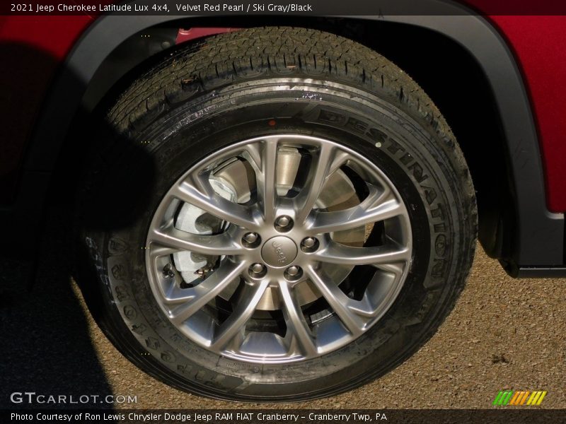 Velvet Red Pearl / Ski Gray/Black 2021 Jeep Cherokee Latitude Lux 4x4