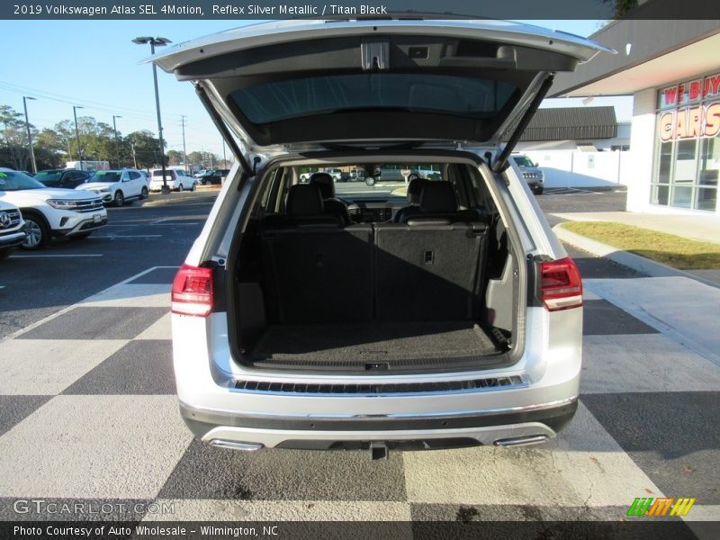Reflex Silver Metallic / Titan Black 2019 Volkswagen Atlas SEL 4Motion