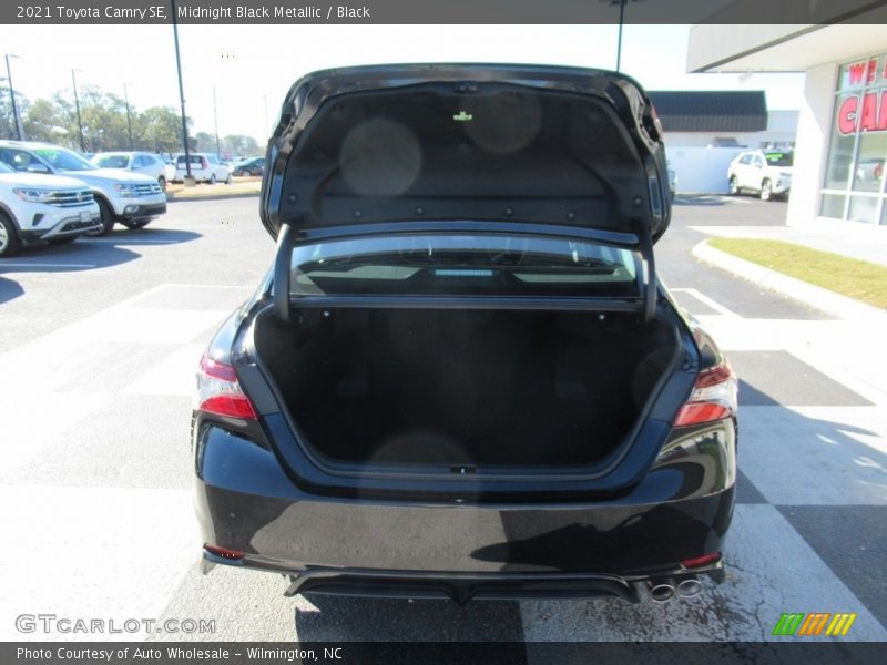 Midnight Black Metallic / Black 2021 Toyota Camry SE