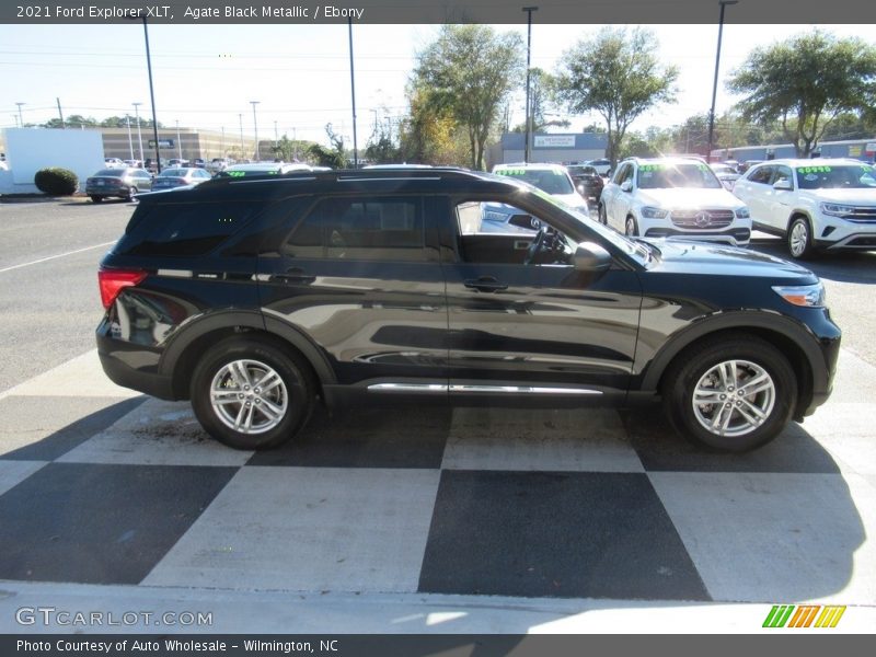 Agate Black Metallic / Ebony 2021 Ford Explorer XLT