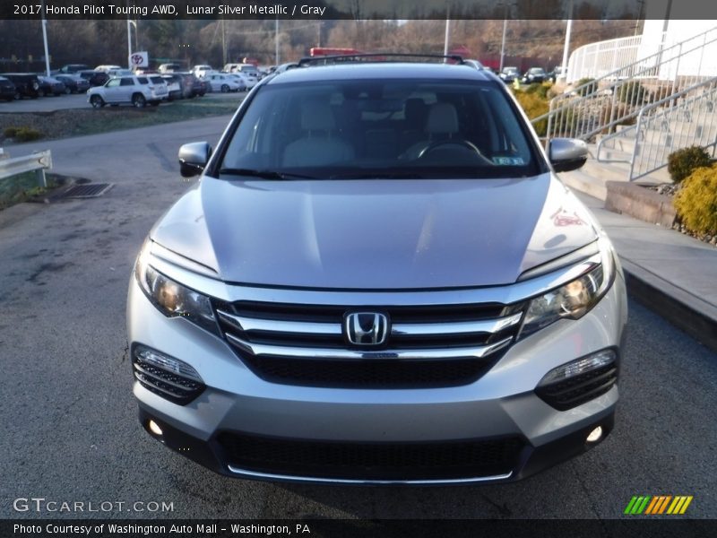 Lunar Silver Metallic / Gray 2017 Honda Pilot Touring AWD