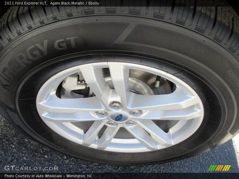 Agate Black Metallic / Ebony 2021 Ford Explorer XLT