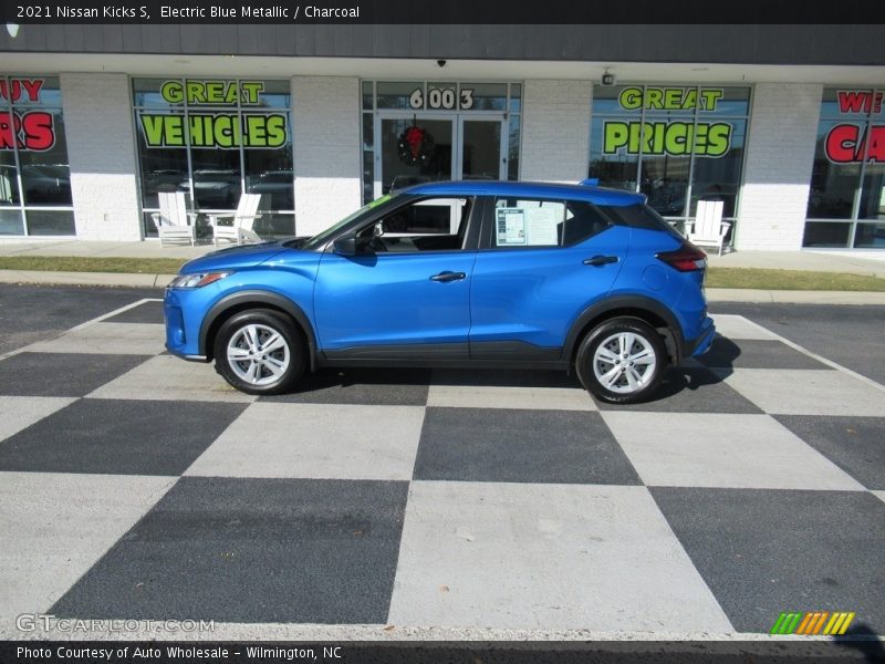 Electric Blue Metallic / Charcoal 2021 Nissan Kicks S