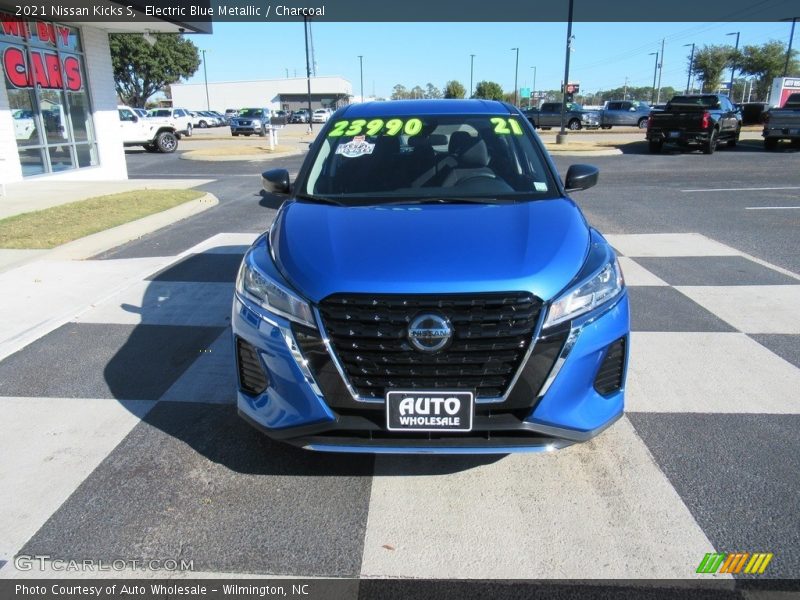Electric Blue Metallic / Charcoal 2021 Nissan Kicks S