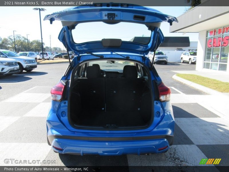 Electric Blue Metallic / Charcoal 2021 Nissan Kicks S