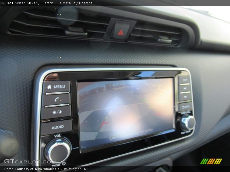 Electric Blue Metallic / Charcoal 2021 Nissan Kicks S