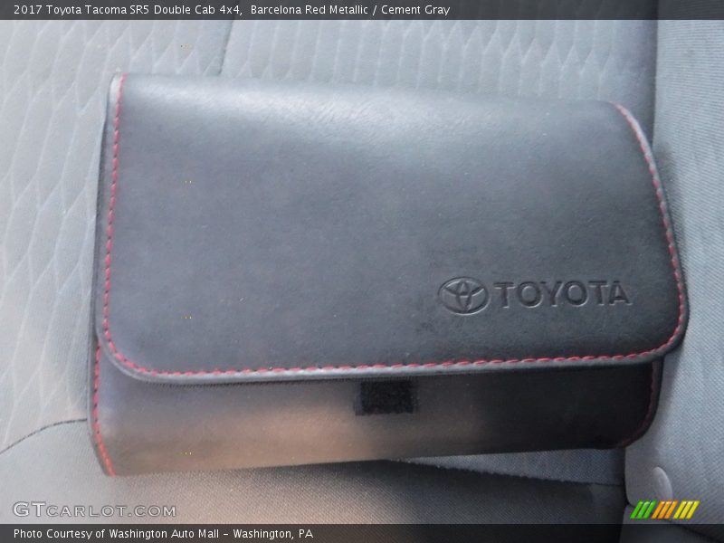 Barcelona Red Metallic / Cement Gray 2017 Toyota Tacoma SR5 Double Cab 4x4