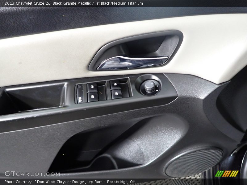 Black Granite Metallic / Jet Black/Medium Titanium 2013 Chevrolet Cruze LS