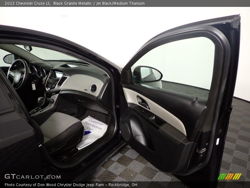 Black Granite Metallic / Jet Black/Medium Titanium 2013 Chevrolet Cruze LS