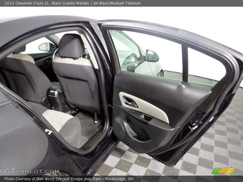 Black Granite Metallic / Jet Black/Medium Titanium 2013 Chevrolet Cruze LS