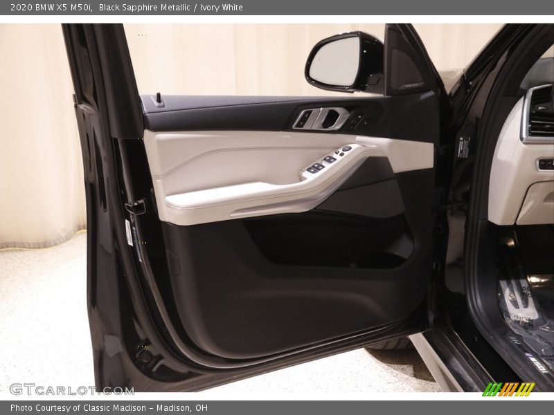 Black Sapphire Metallic / Ivory White 2020 BMW X5 M50i