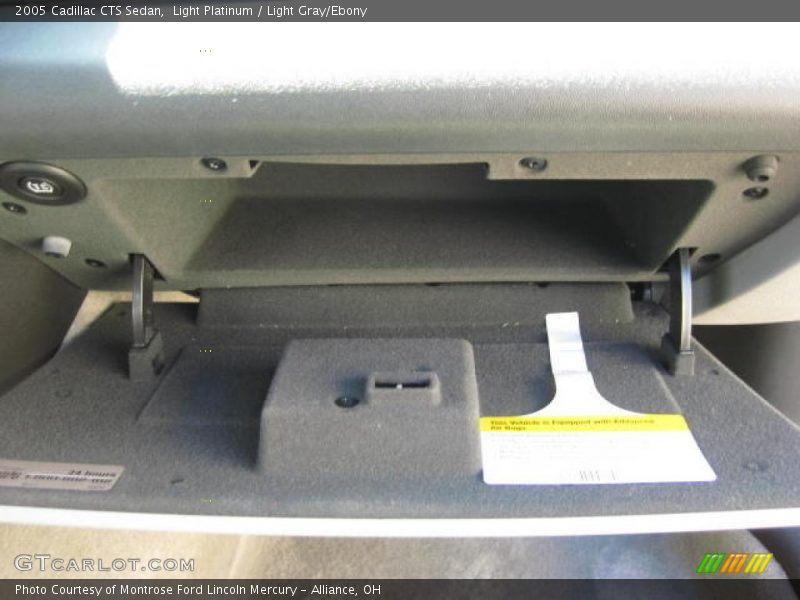 Light Platinum / Light Gray/Ebony 2005 Cadillac CTS Sedan