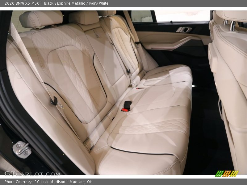 Black Sapphire Metallic / Ivory White 2020 BMW X5 M50i