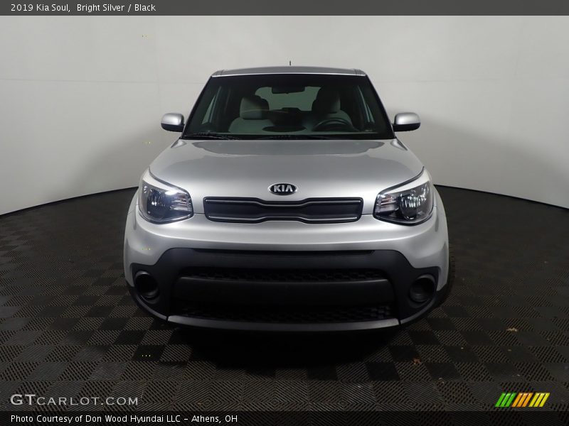 Bright Silver / Black 2019 Kia Soul