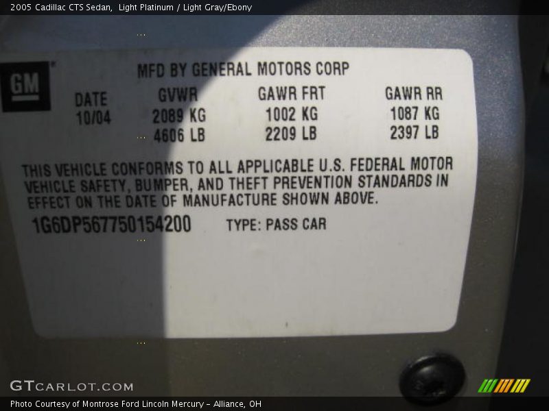 Light Platinum / Light Gray/Ebony 2005 Cadillac CTS Sedan