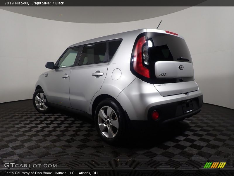 Bright Silver / Black 2019 Kia Soul