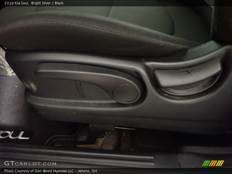 Bright Silver / Black 2019 Kia Soul