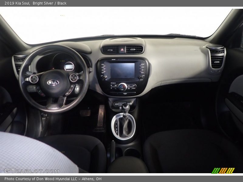 Bright Silver / Black 2019 Kia Soul