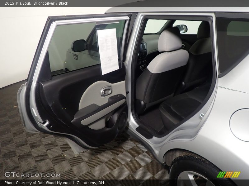 Bright Silver / Black 2019 Kia Soul