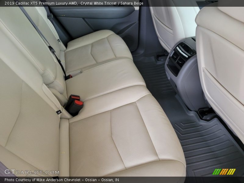 Crystal White Tricoat / Sahara Beige 2019 Cadillac XT5 Premium Luxury AWD