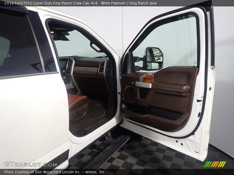 White Platinum / King Ranch Java 2019 Ford F250 Super Duty King Ranch Crew Cab 4x4