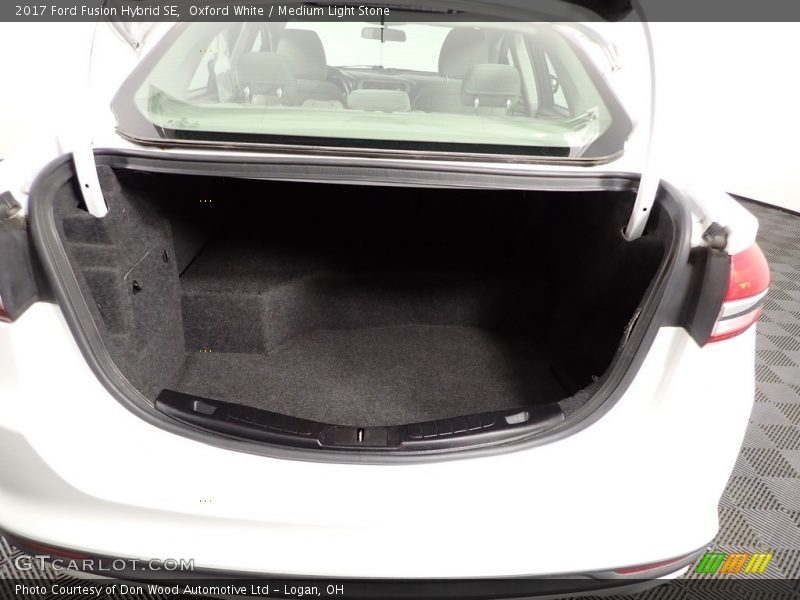 Oxford White / Medium Light Stone 2017 Ford Fusion Hybrid SE
