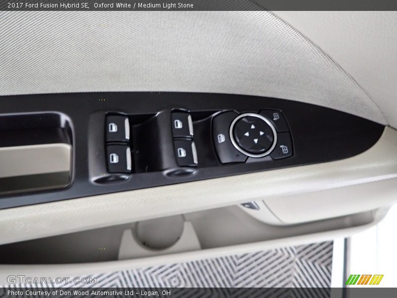 Oxford White / Medium Light Stone 2017 Ford Fusion Hybrid SE