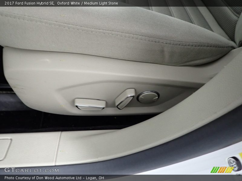 Oxford White / Medium Light Stone 2017 Ford Fusion Hybrid SE