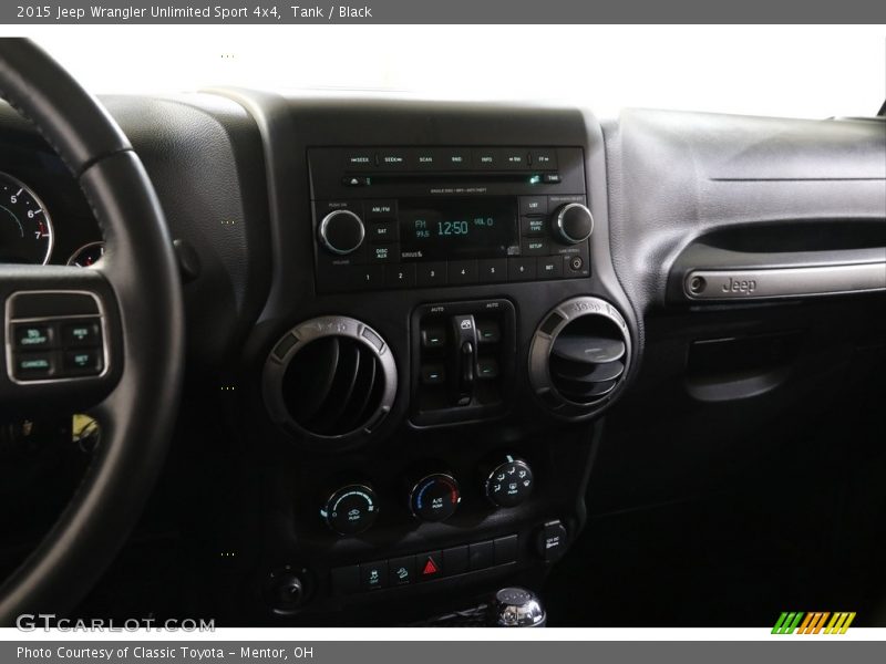 Tank / Black 2015 Jeep Wrangler Unlimited Sport 4x4