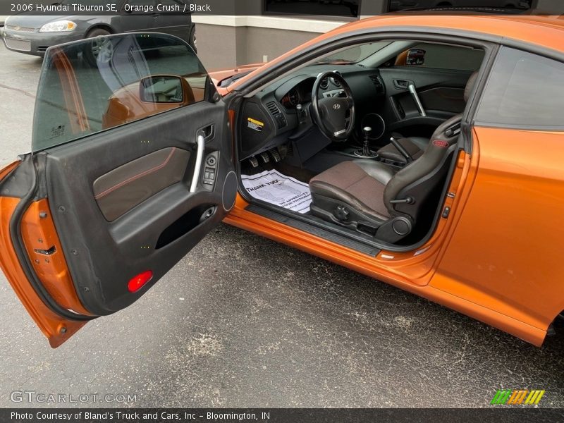 Orange Crush / Black 2006 Hyundai Tiburon SE