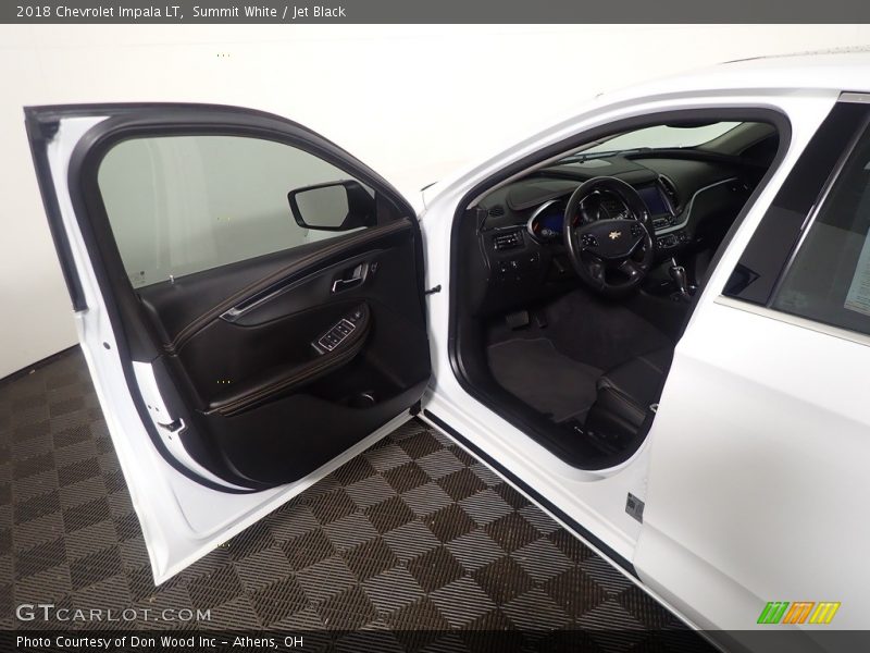Summit White / Jet Black 2018 Chevrolet Impala LT